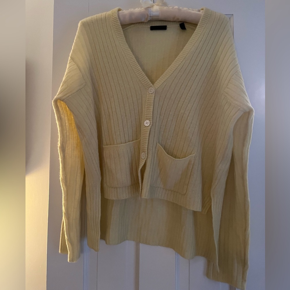 ATM Anthony Thomas Melillo cropped in the front rib-knit cashmere cardigan! NWOT